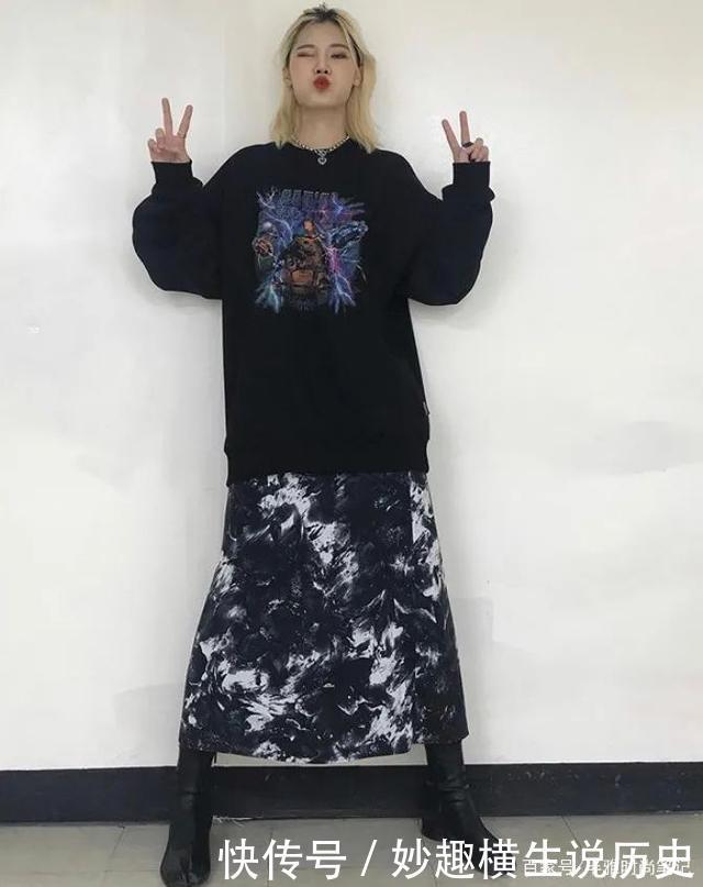 别再这样穿卫衣了!真的很low!