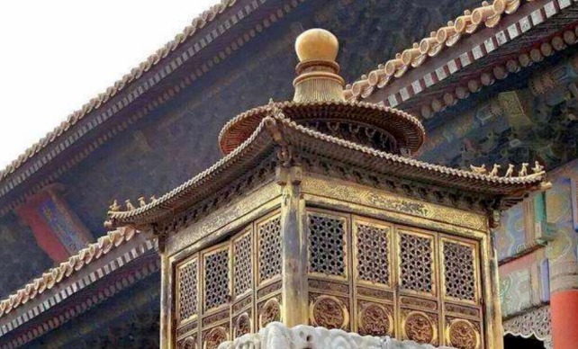 面积|故宫中最小的宫殿,面积不足10平米,可地位却无与伦比!