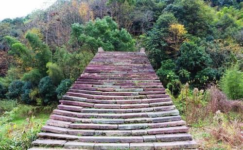 风景|这座古桥始建于宋代，几经变迁如今易址迁建，成为山中最美的风景