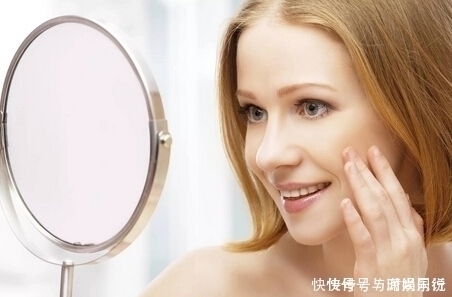 黑眼圈|女性开始衰老了，身体通常会发出6个“信号”，希望你一个也没有