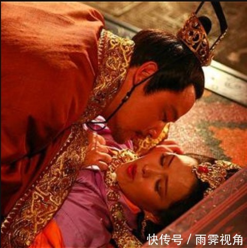 周后$花蕊夫人和小周后同被纳入北宋后宫,为何却同人不同命?