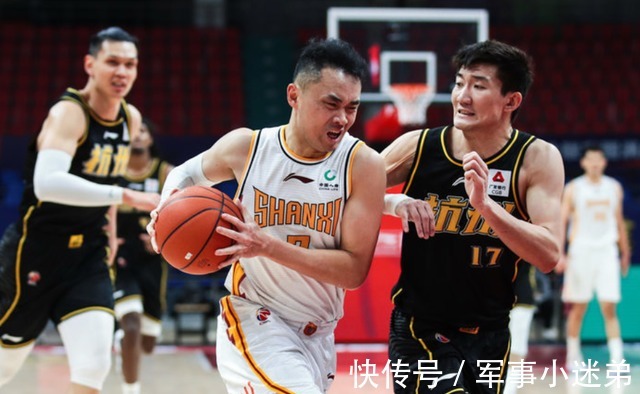 孙铭徽|CBA积分榜,辽宁10连胜霸榜,上海第二北京爆冷,浙江双雄齐输球