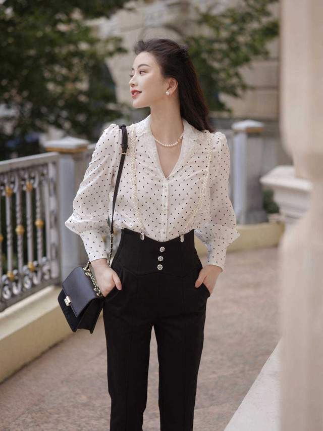 气质|论气质穿搭技巧,可以参考这位时尚博主,不光时髦简约,还很实用