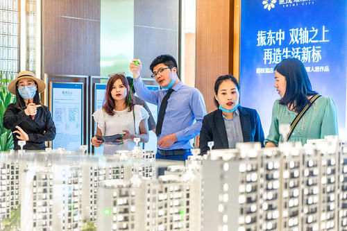 房子|一座楼中为何西户总是比东户先卖完？专家3点原因解释清楚