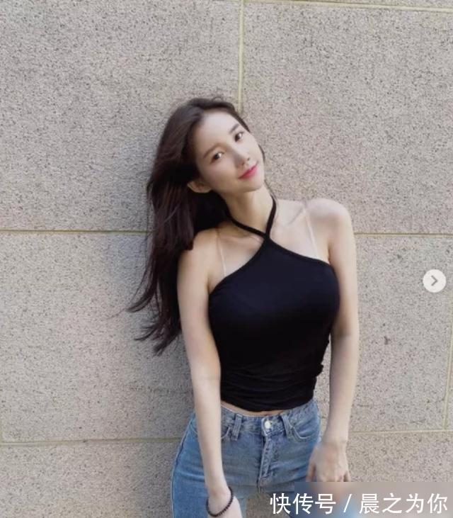 曼妙|28岁中国健身美女，清纯脸蛋曼妙身材 ，柳叶腰惹人羡慕