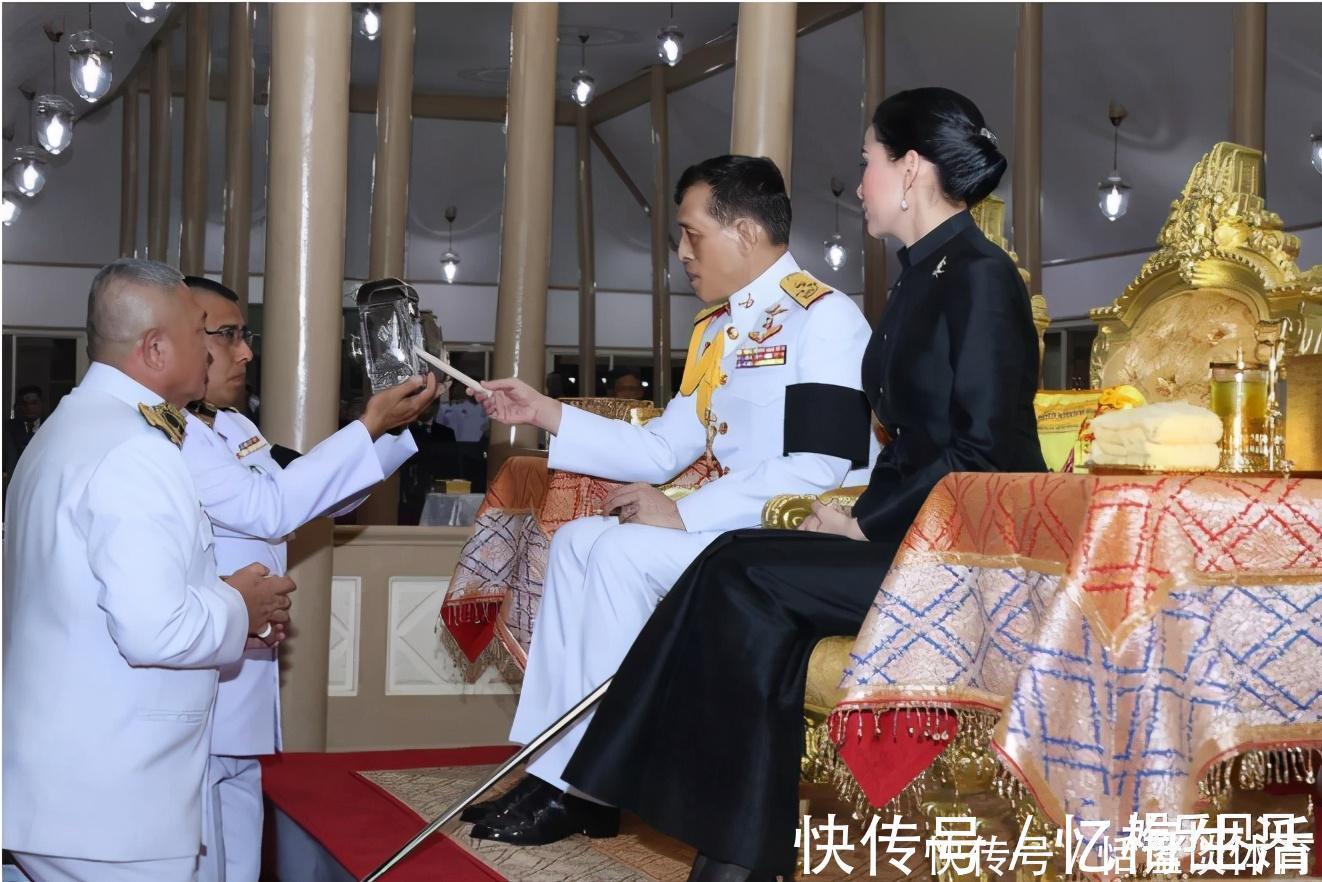 淑女|换发型堪称换脸,苏提达低扎马尾编织发显淑女,漂染红发色更洋气