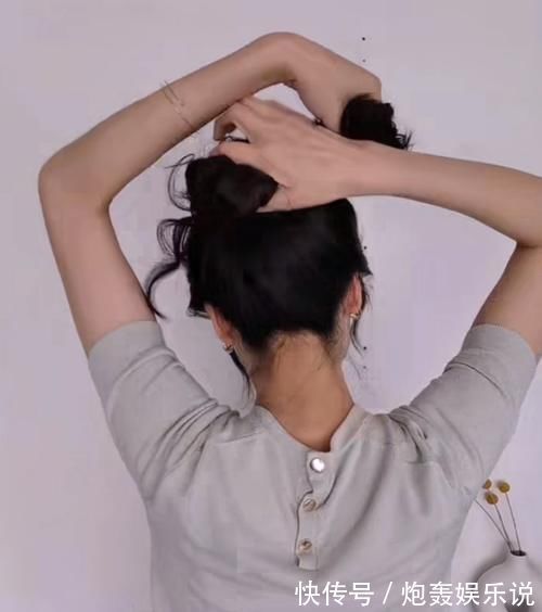 大法|5种免橡筋绑头发大法女生必学!零工具随时打造韩星慵懒的气质!