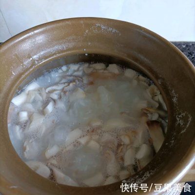 没有什么是鲜香无比——鲜虾鲍鱼粥解决不了的