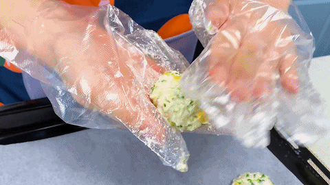 西兰花|这道莲藕饼，汤汁都要舔干净