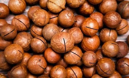 快过年了,若不缺钱,少吃瓜子花生,多吃这6样,牛年大吉大利