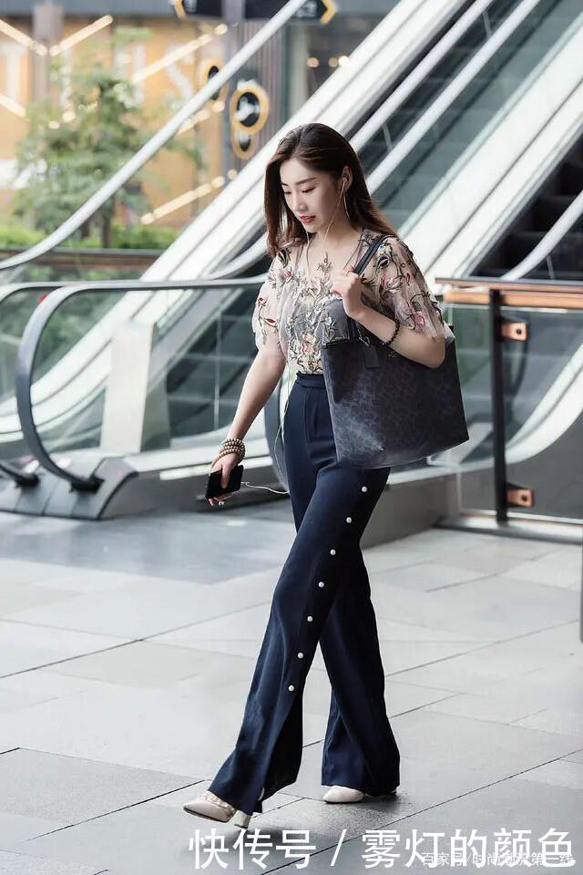 重拾“失宠”的阔腿裤,遮肉又显瘦,还能化解“水桶腰”之尴尬!