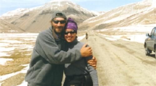 珠峰|她跟丈夫一起登珠峰,却在8600米遭遗弃,她绝望喊道:请别丢下我