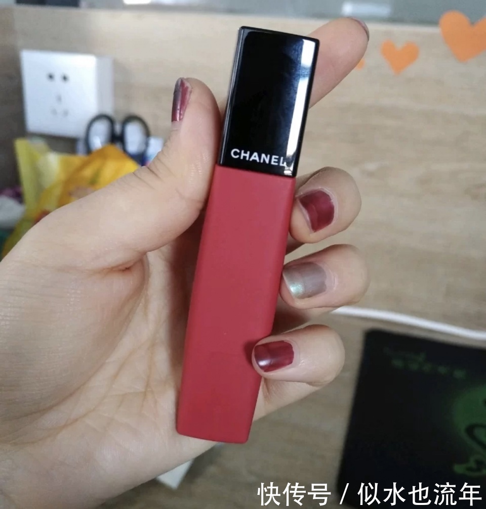 花钰|30岁以上的气质女人,口红不会涂红色,真正的温柔色是这几只