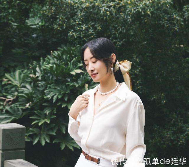 衬衫搭配|衬衫这么好看为什么你穿上像是“卖保险”的，快进来和明星学穿搭