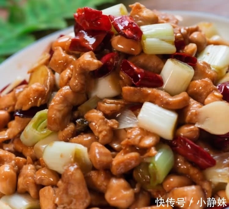 辣妈刘涛经常下厨做几道家常菜,不油腻口感好,营养丰富又下饭