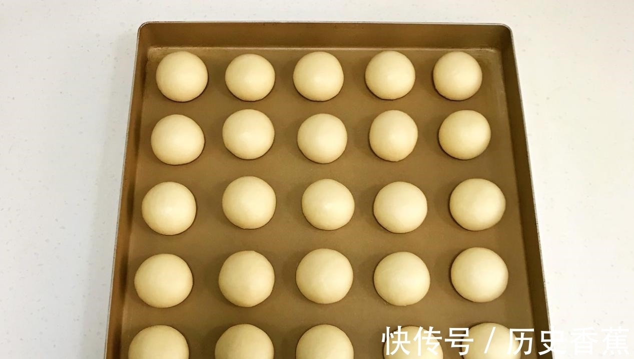 香甜|自制奶香面包，做法不难，香甜松软，比买的还好吃
