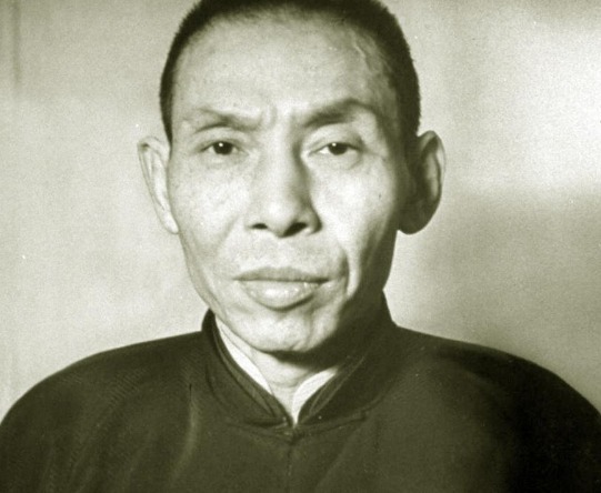 他是杜月笙最成才的一个儿子,为中国无偿捐赠18亿,让人敬佩