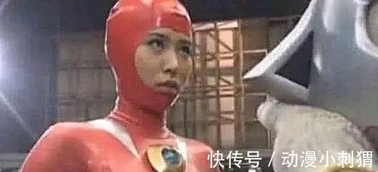 赛罗|女艺人不想演奥特曼,一不小心就暴露隐私,皮套里面要穿这个?