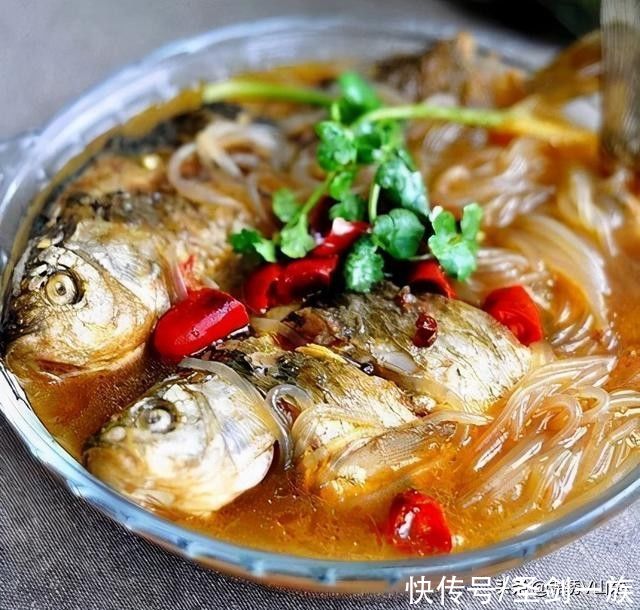 腌黄瓜|周末推荐超下饭的12道菜，简单易做，口感嫩滑，好吃到放不下筷子