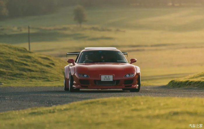 猜一猜 这台400匹的宽体rx 7不装转子引擎 装的是什么