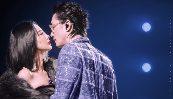 《披荊斬棘的哥哥》嫂子齊聚，唯獨(dú)少了她，因不想和情敵同臺？