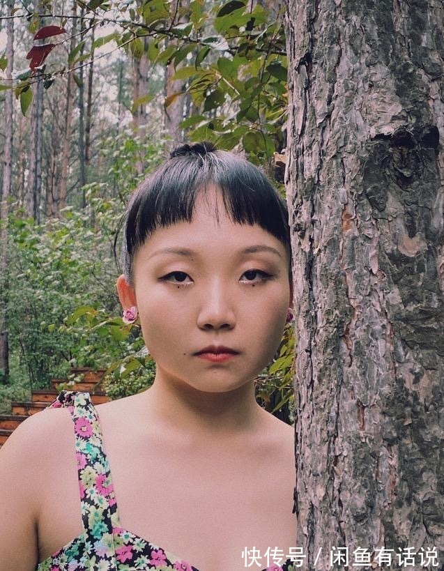 穿搭|辣目洋子胖得很自信，124斤仍钟爱穿吊带裙，实力诠释“微胖美”