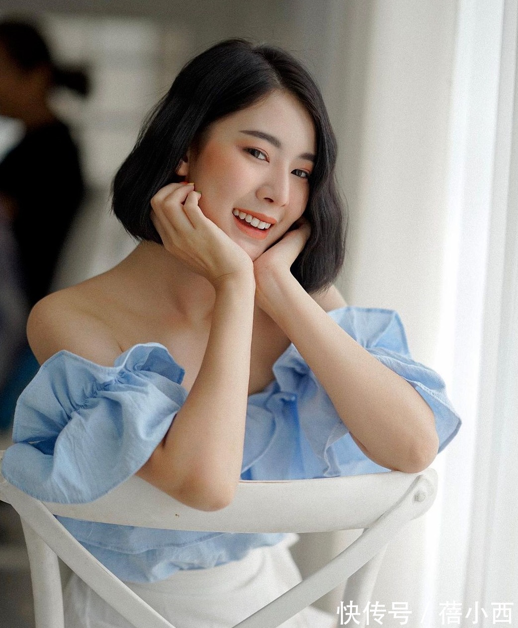 脸型|脸圆、脸大的女人,秋天换发型就换这4种短发,显脸小不止一圈