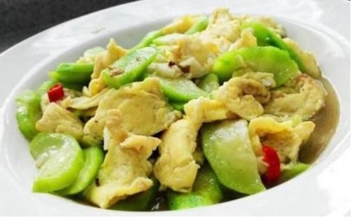  美食优选：香菇炒鸡蛋，上汤粉丝娃娃菜，丝瓜炒鸡蛋，香辣猪蹄的做法