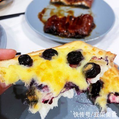 舌尖上的中国，蓝莓芝士吐司能占一席之地