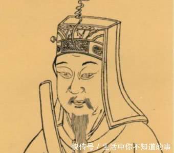 免死铁券|篡位皇帝要杀第一功臣后裔,后裔写几个字,皇帝想杀但不敢杀