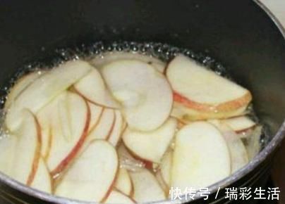 膳食纤维|每天用苹果煮水喝,坚持了7天,身上发生了3个变化