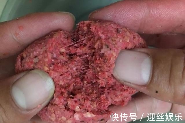 两根子|难怪你的饵团一拉就散,原来是少了这一步!新手开拉饵须知
