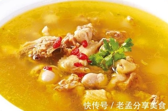 炖的鸡汤总是腥味重？可能是你少了“这一步”，快看看吧！