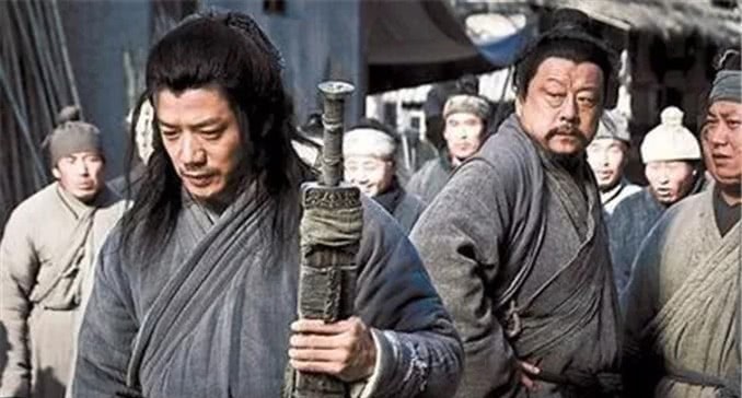 仇人|能忍胯下之辱，并不计前嫌给仇人赐官，这人的气度与胸襟史上少有