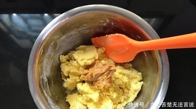 蛋黄液|烘焙入门级小饼干，上手简单，健康无添加，一口一个酥掉渣，真香