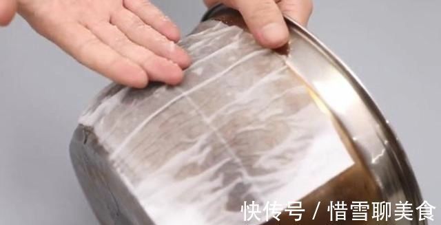 不锈钢锅发黑难清理教你用上这一招,立马像新的一样