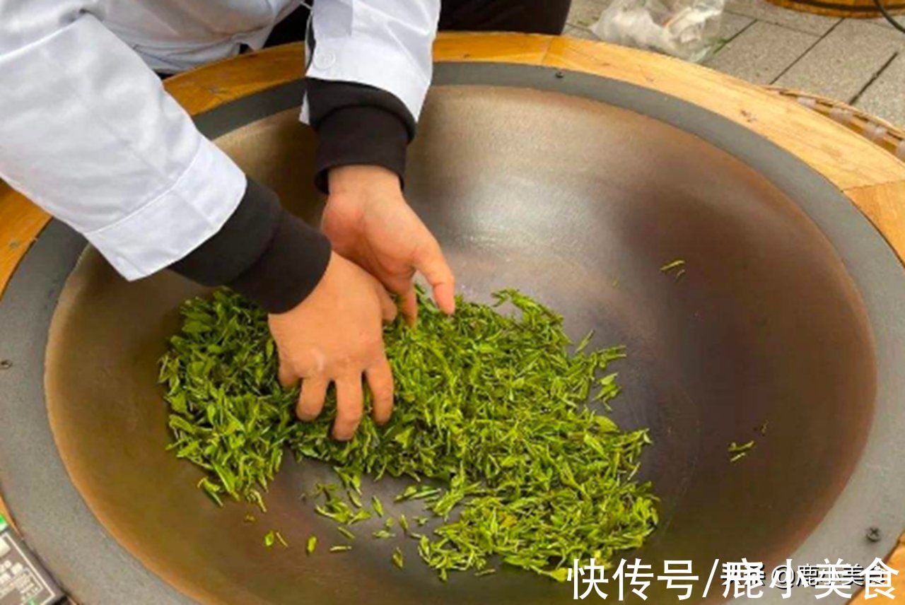 蒙顶山|四川一尴尬老名茶，曾差点“干掉”碧螺春，如今却逐渐被人遗忘