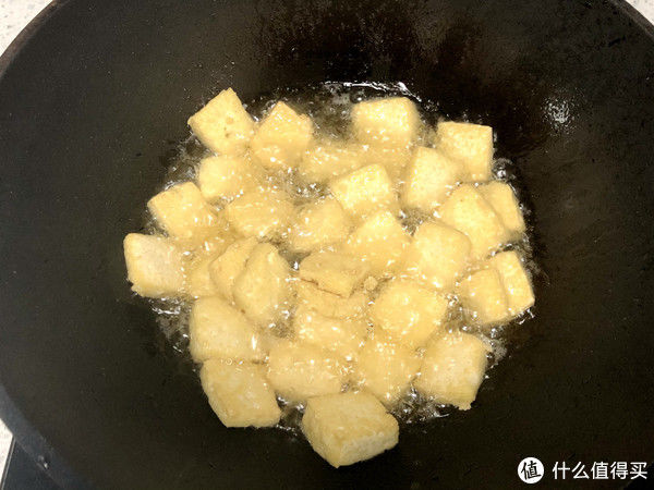 大烩菜要想好吃,“老四样”少不了,我家隔三差五吃,越吃越暖和