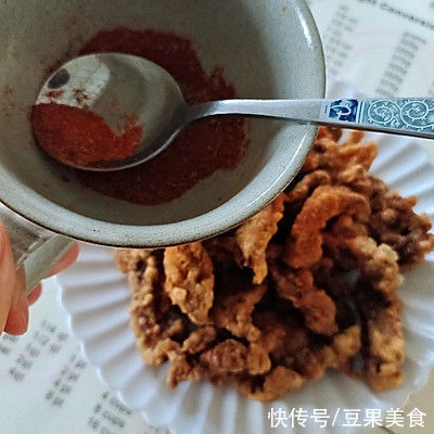 胡椒粉|牛肉小酥肉一天不吃就馋，几块钱一斤，特美味