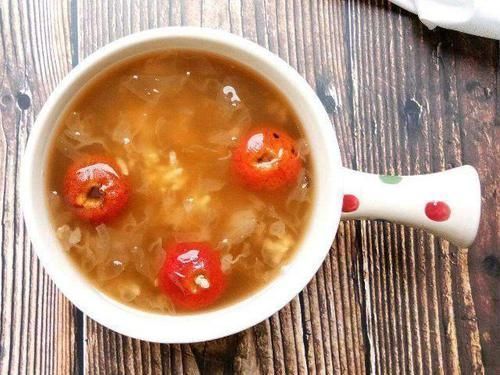 降脂|4种水果煮熟后，秒变降压、降脂、消炎药疗效惊人，中老年人要看