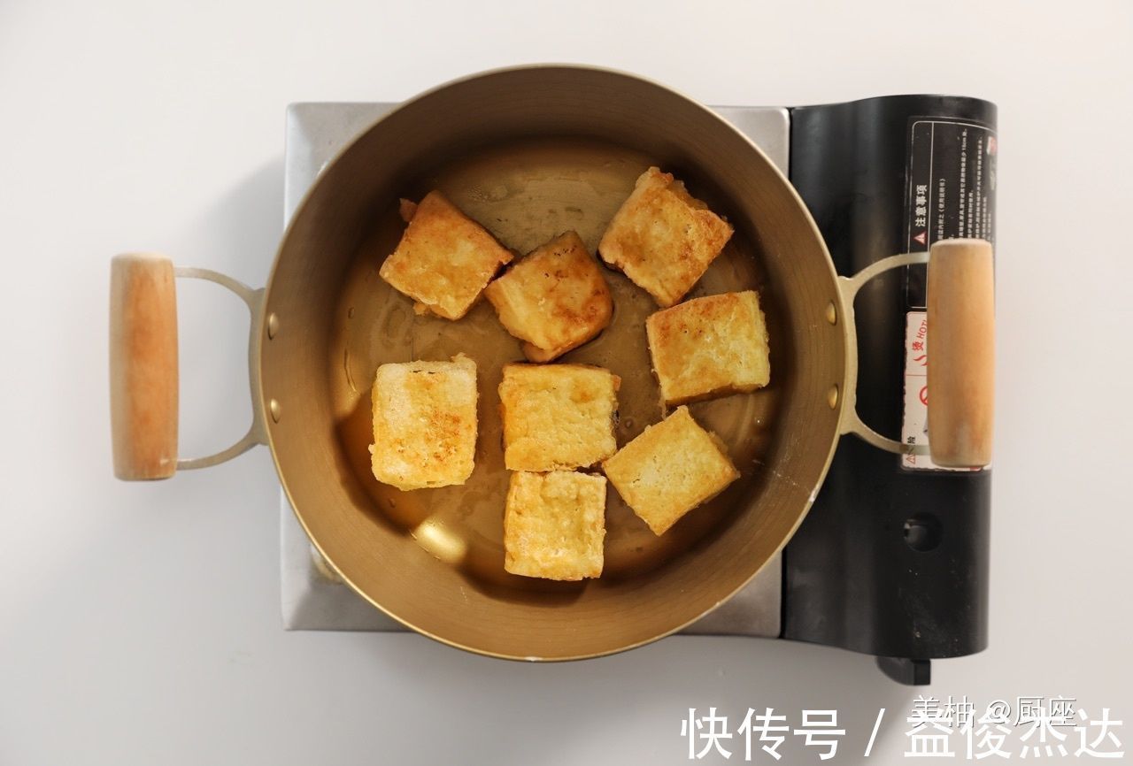 豆腐的100种做法，烹饪简单营养丰富，热乎乎吃一大碗，真香