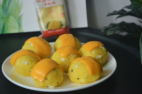 芝士土豆沙拉饭团