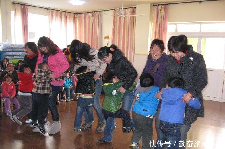 幼儿园|为什么私立幼儿园有好多的亲子活动，而公立幼儿园几乎没有呢