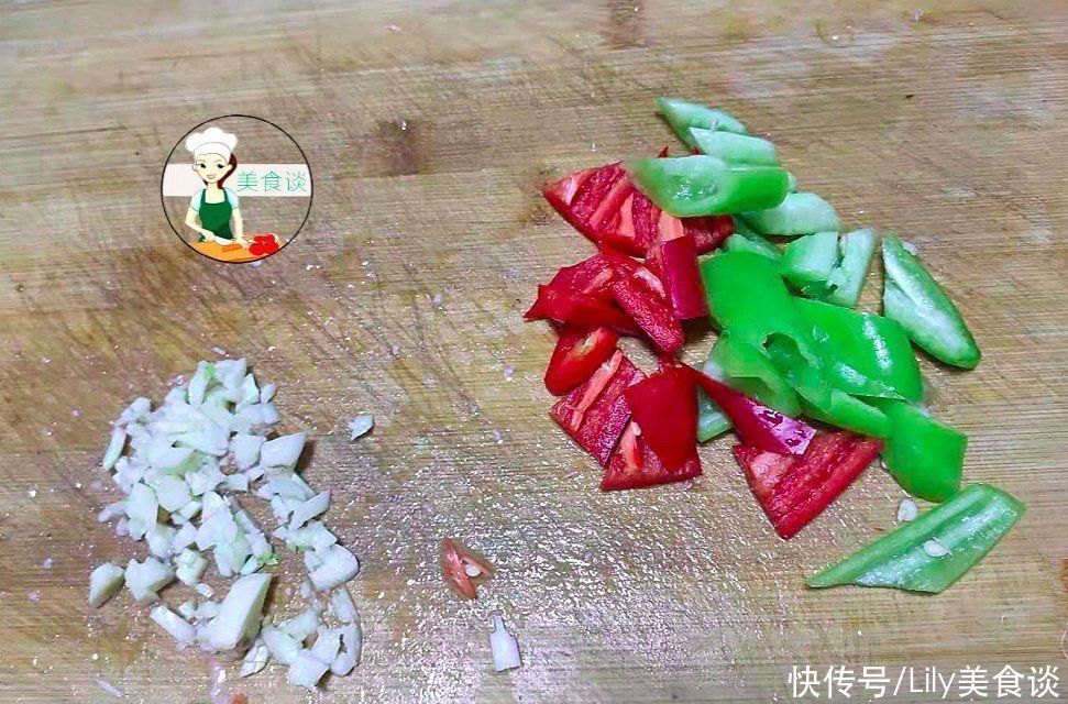 冷天,儿子最爱吃这素菜,不放肉也很鲜,隔三差五做一盘,不够吃