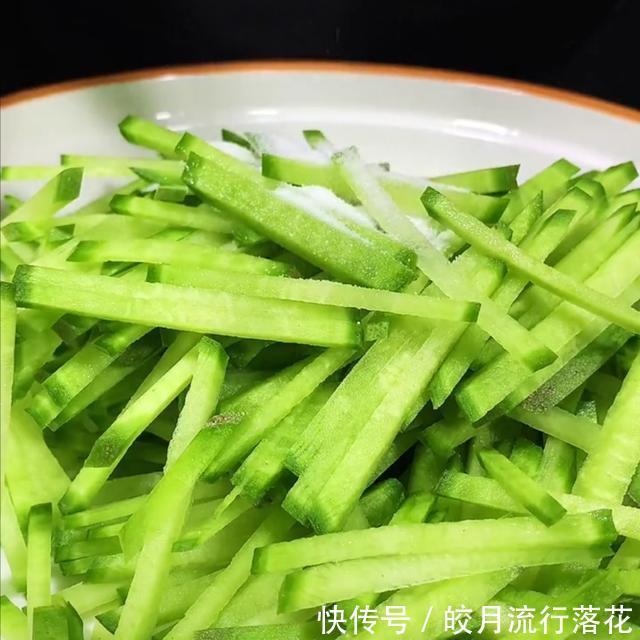 咸菜|萝卜这样腌才对，简单易学，脆爽可口