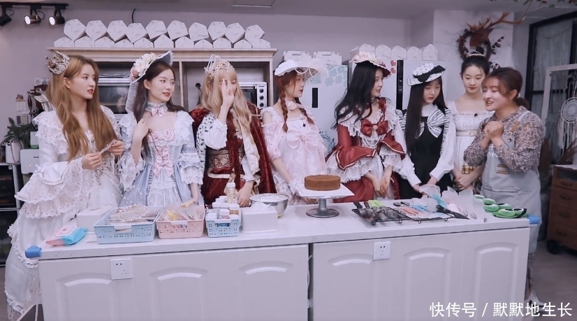 硬糖|硬糖少女手动弄蛋糕,张艺凡却在角落偷吃,nene反应成亮点