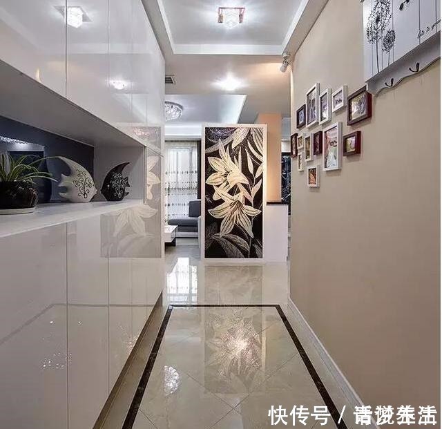 鞋柜|新家的玄关鞋柜这样定制，超实用又大气，朋友入门看后都表示羡慕！