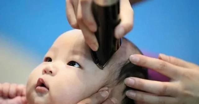 孩子|奶奶把刚满月孙女的眉毛剃光,2个月后宝妈气哭,网友迷信害人