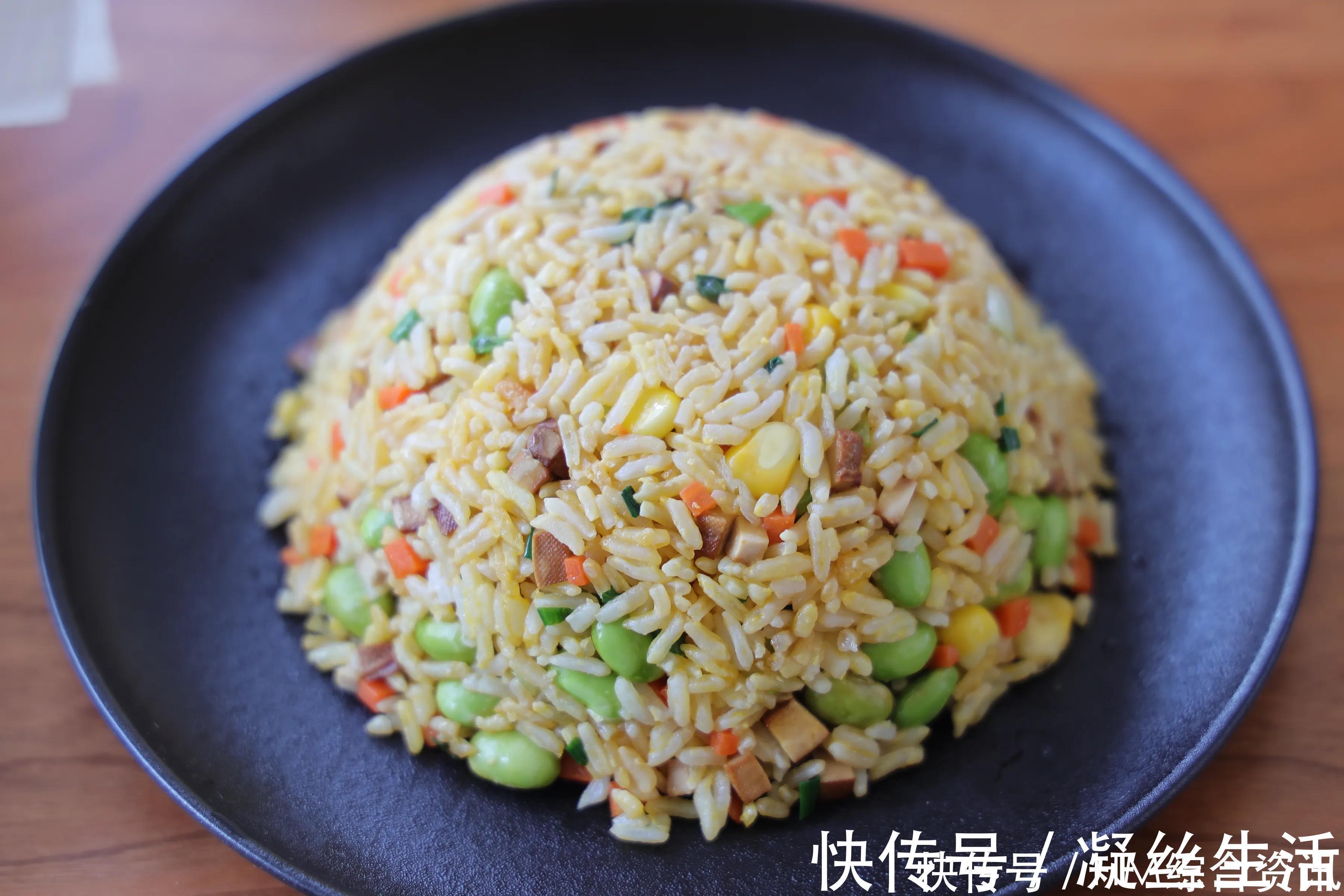 蛋包饭|剩米饭这样做，瞬间变得高大上，饭店一份58元，在家轻松学会！