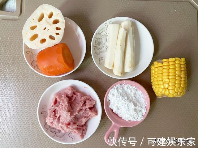 丸子|秋季润燥，这汤能帮忙！鲜香暖胃又护眼，娃咕噜咕噜喝掉一大碗